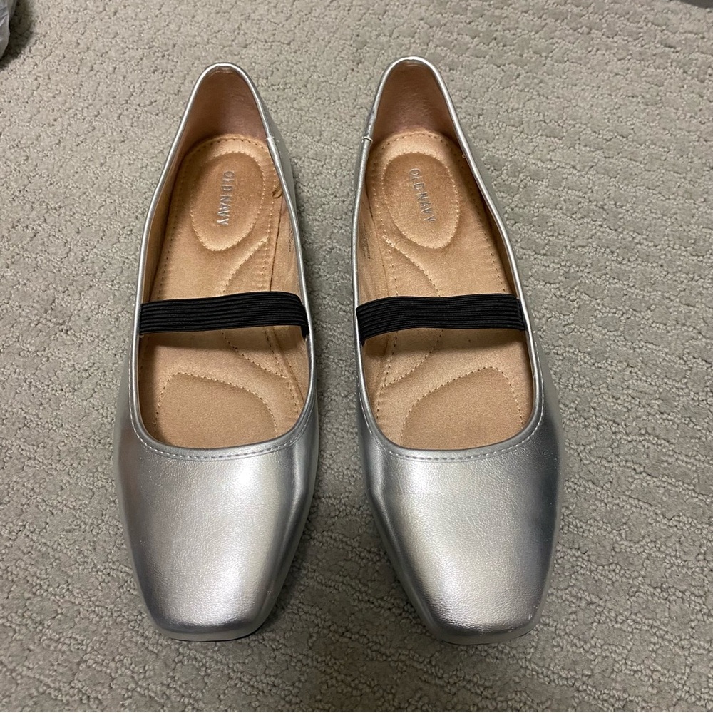 Old Navy Mary Jane Square-Toe Ballet Flats Silver Sz 9 - Picture 2 of 5